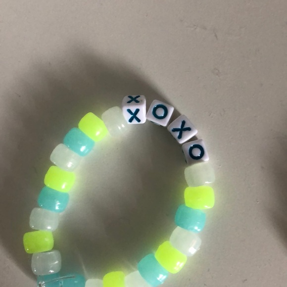 Vsco bracelets - Picture 3 of 4
